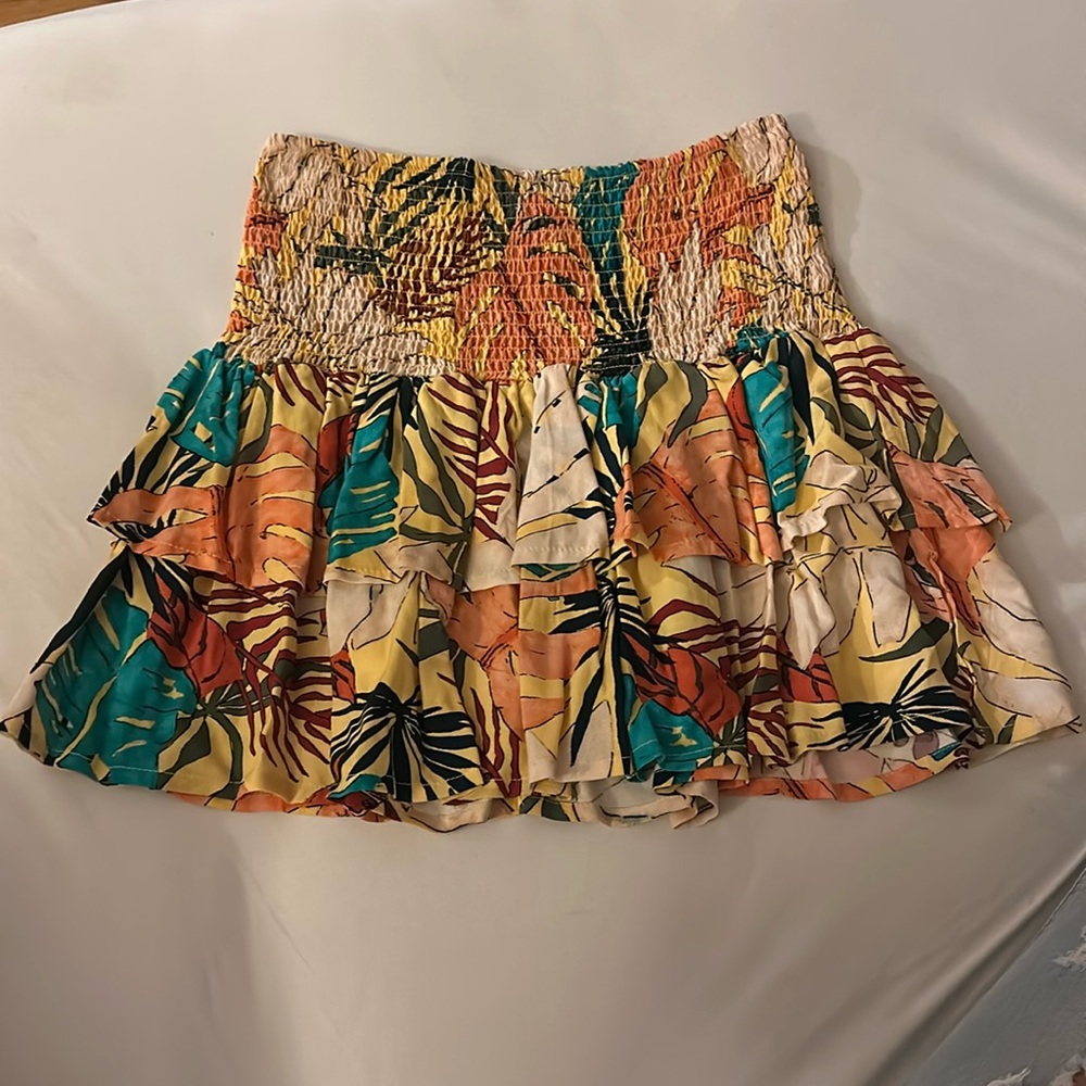 Forever 21 short ruffle skirt